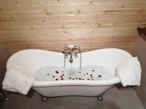 Tollymore Luxury Log Cabins Newry Zewnętrze zdjęcie